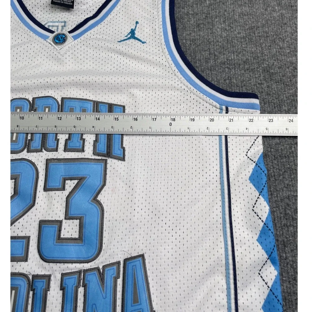 Jordan Basketball Jersey Mens XL White North Carolina 23 Michael Jordan Argyle